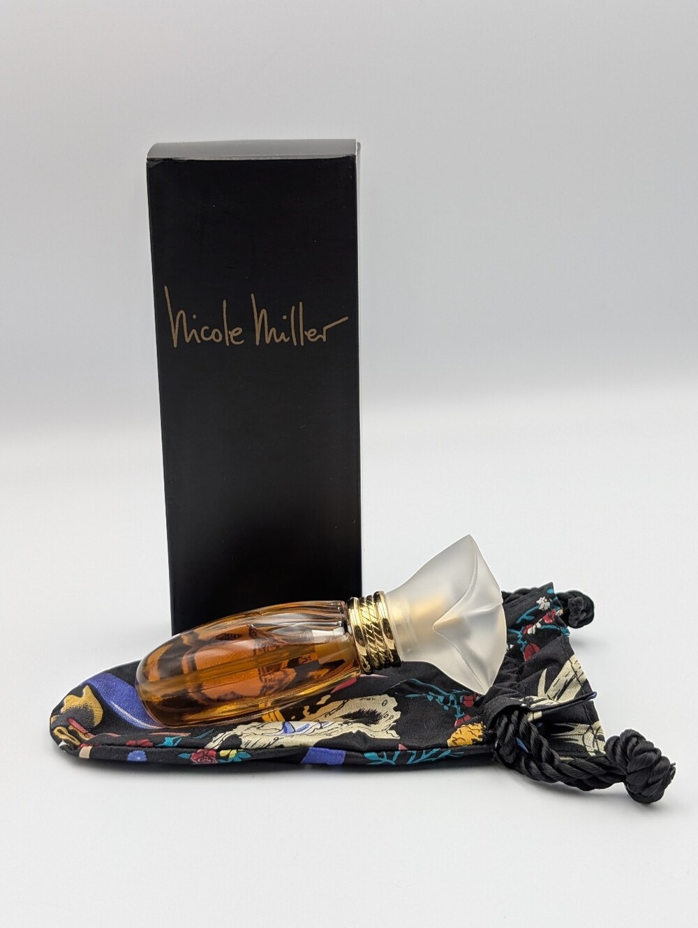 Nicole Miller By Nicole Miller Perfume